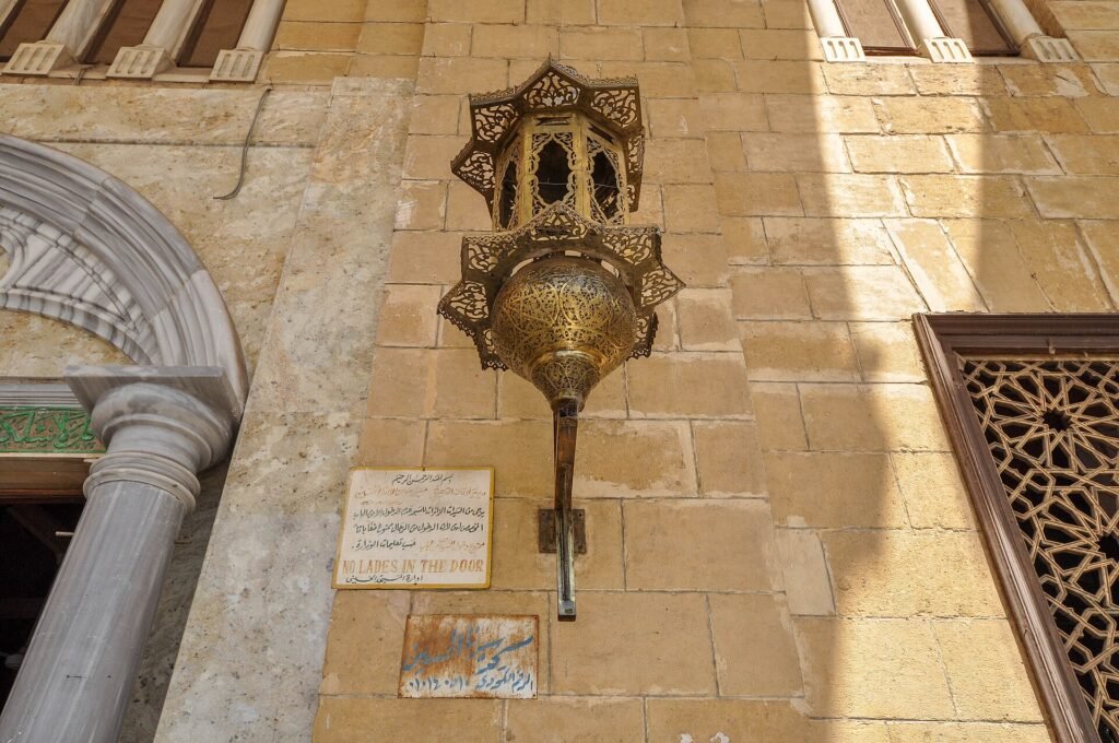 Lantern shops and crowded alleyways of Khan el-Khalili bazaar in Cairo
